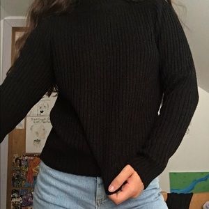 Black H&M ribbed sweater